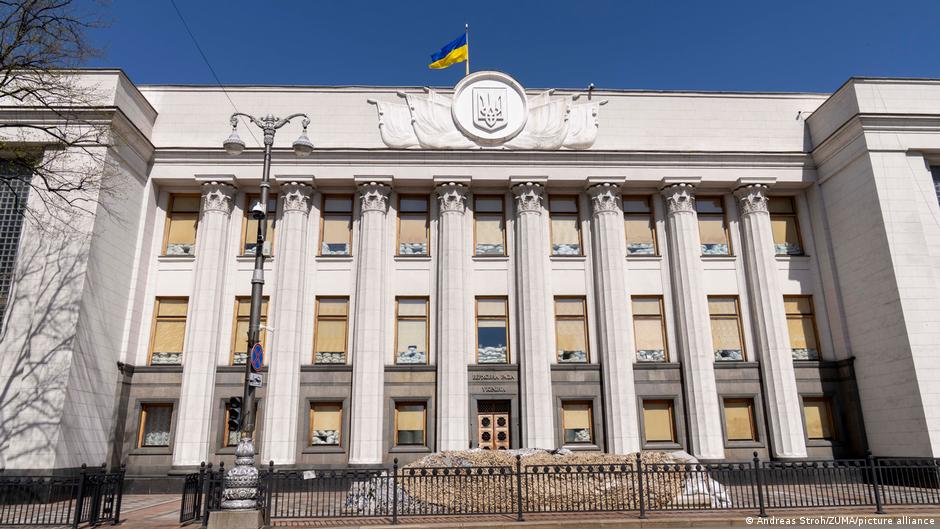 Контроль над приватним життям? Новий Цивільний кодекс наразився на критику