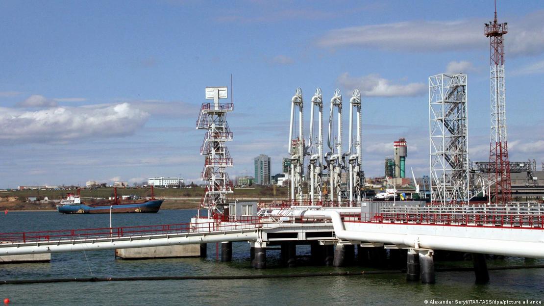 Ukrayna'nın Odessa kentindeki bir petrol rafinerisi
