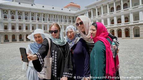 Reisen unter den Taliban: Wenn Influencer für Afghanistan werben