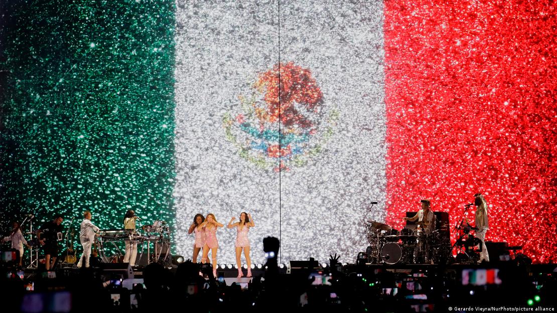 “México, mi casa”: Shakira se despidió con un concierto multitudinario en el Zócalo