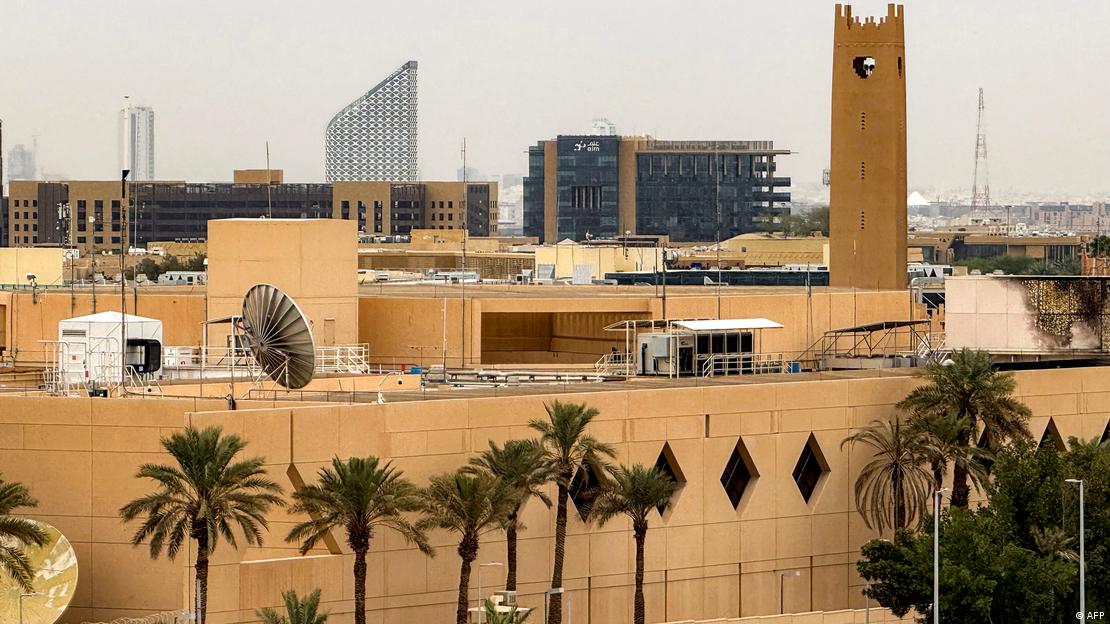 Ndërtesa e selisë së Ambasadës së SHBA-së në Riad, Arabia Saudite.