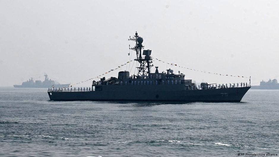 US submarine torpedoes Iranian warship in Indian Ocean