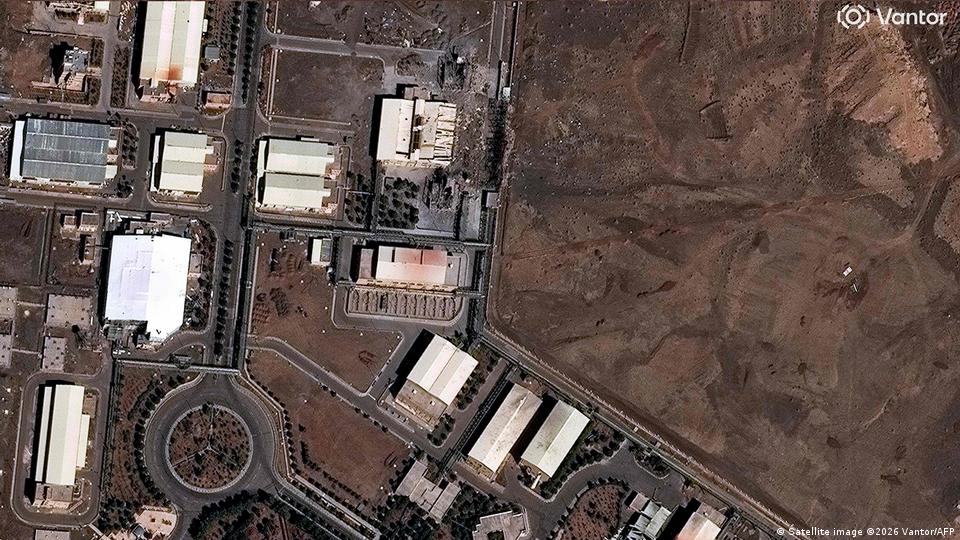Irán Natanz 2026 | Imagen satelital de la instalación nuclear después de un ataque el 2 de marzo de 2026