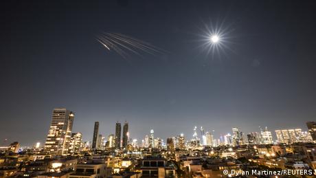 Iran setzt bei Angriffen auf Israel auch international geächtete Streumunition ein.