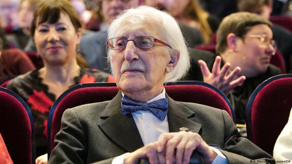 Nagroda dla Leona Weintrauba. Zasługi dla pokoju