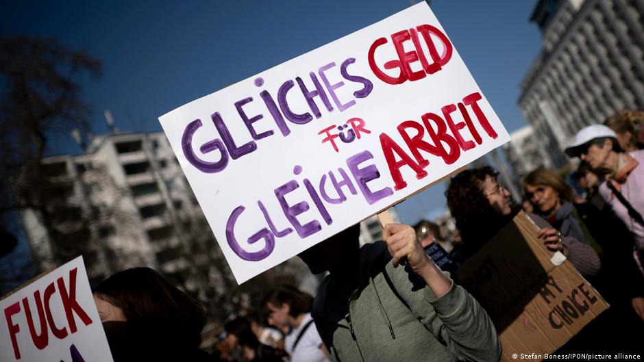 Równouprawnienie kobiet w Niemczech? Nadal są deficyty