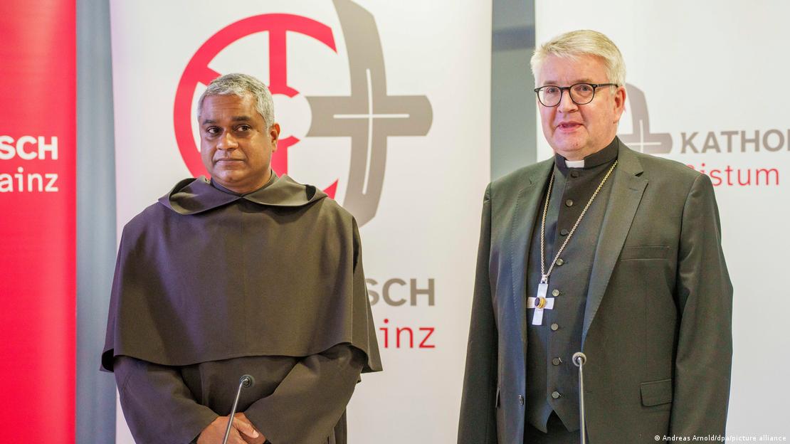 مائنز کے بشپ پیٹر کوہل گراف نے نومبر 2025 میں پوٹا کال کا تعارف کراتے ہوئے کہا تھا کہ یہ تقرری موجودہ دور کے لیے ایک اہم اور واضح اشارہ ہے مائنز کے بشپ پیٹر کوہل گراف نے نومبر 2025 میں پوٹا کال کا تعارف کراتے ہوئے کہا تھا کہ یہ تقرری موجودہ دور کے لیے ایک اہم اور واضح اشارہ ہے