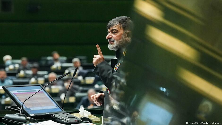 Влада Ірану пригрозила протестувальникам смертю
