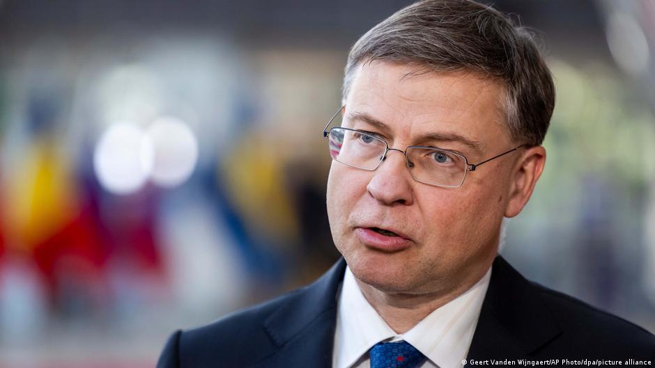 Кредит на €90 млрд: у ЄС обіцяють перший транш макрофіну у червні