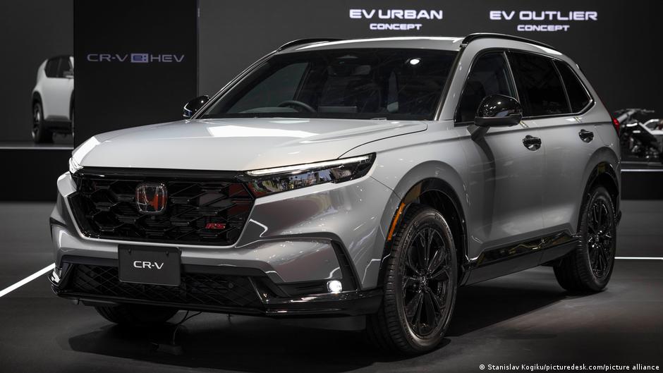 Honda warns of $16bn hit on its pivot away from EVs