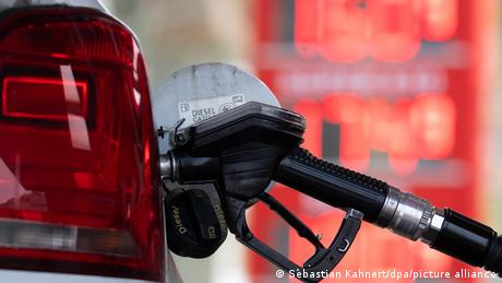 Ραντεβού στα βενζινάδικα... της Αυστρίας