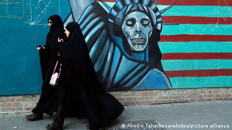 Seit drei Generationen im Konflikt: die USA und der Iran