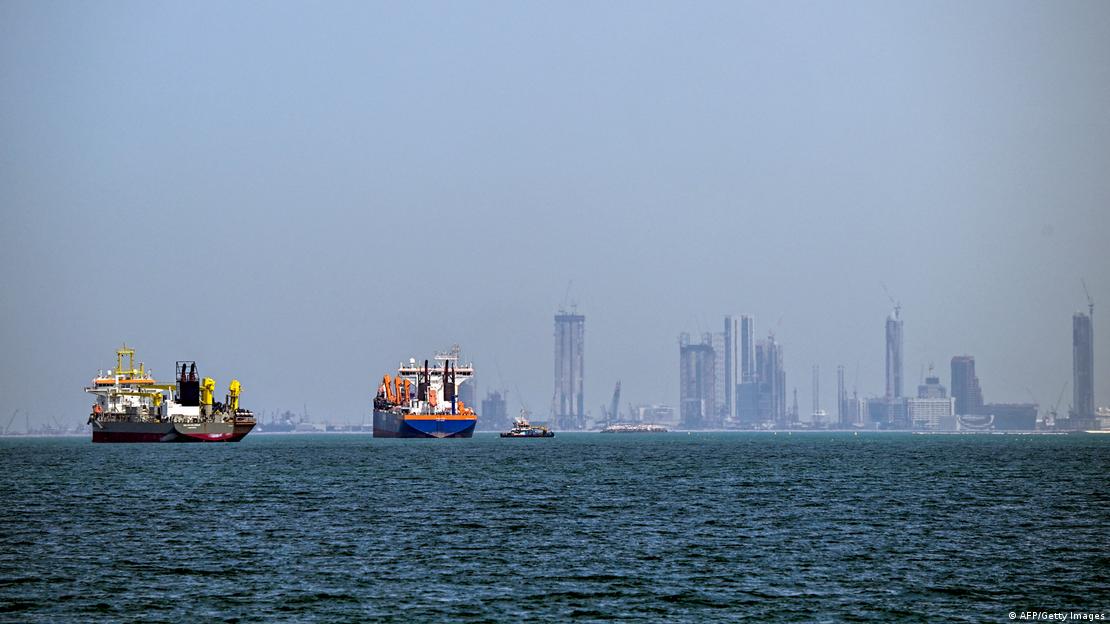 Handelsschiffe vor der Küste während des Iran-Krieges Handelsschiffe vor der Küste während des Iran-Krieges