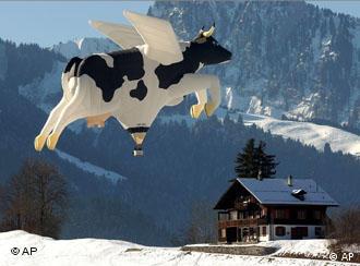 Zračni balon u obliku krave