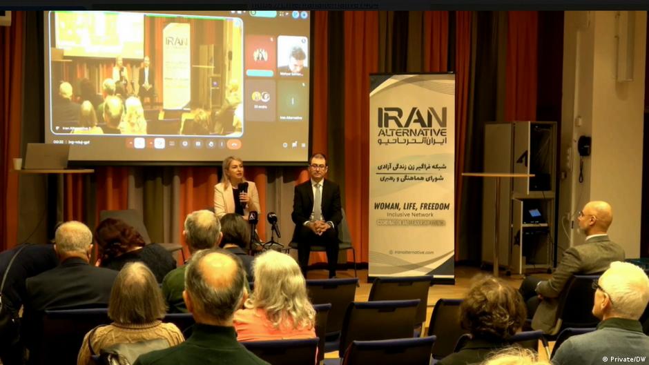 اعلام موجودیت "شبکه فراگیر زن، زندگی، آزادی"؛آلترناتیوی برای ایران؟