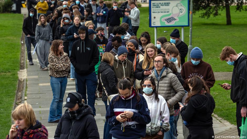 Angli  Rritet numri i rasteve të meningjitit