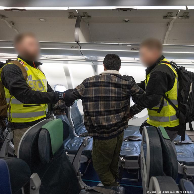 AB'nin gönüllü sığınmacı dönüşleri için parası tükendi