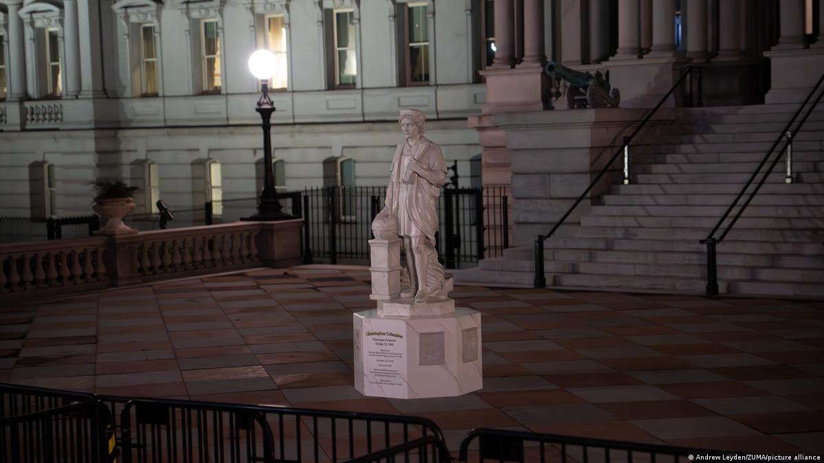 Trump installs Columbus statue in White House campus