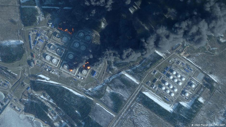 Ucrania ataca un puerto y una central de energía en Rusia