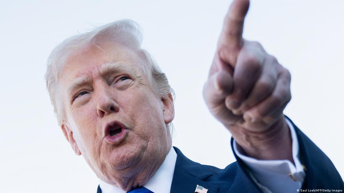 Donald Trump duke treguar me gisht Donald Trump duke treguar me gisht