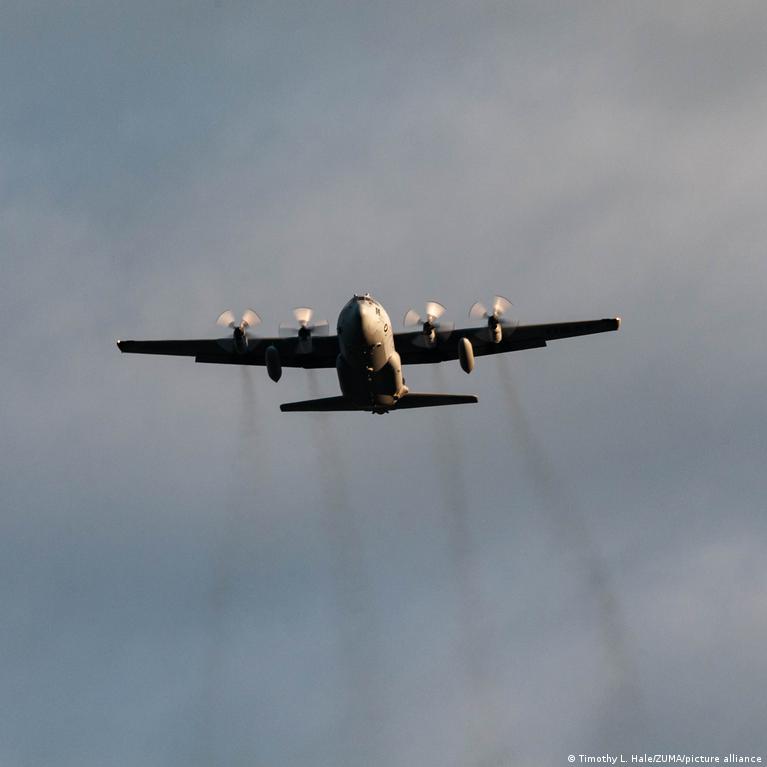 Colombia military plane crashes while transporting troops