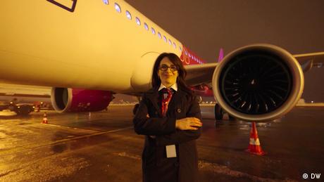 Gabriella Gombkötő liebt das Fliegen.