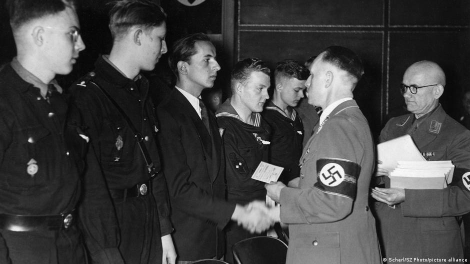 Arşiv açıldı: Dedem ve ninem Nazi miydi?