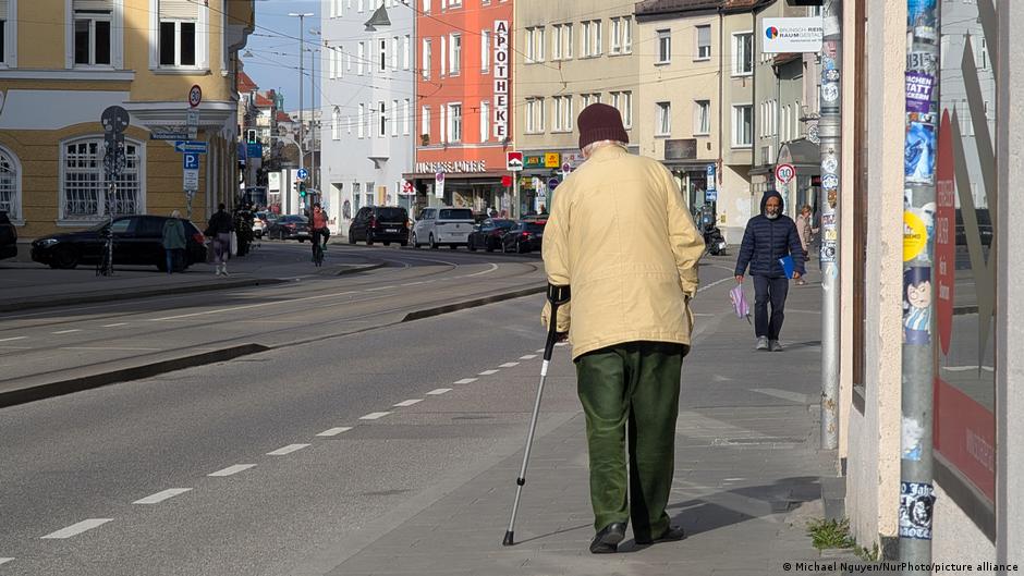 Germany news: Bundestag votes for pension scheme reboot