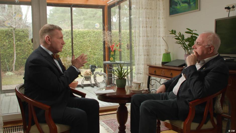 Игорь Липсиц: Пока Россия продает нефть и газ, у нее будут деньги на войну