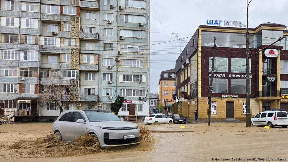 В Дагестане из-за наводнения продолжается эвакуация местных жителей
