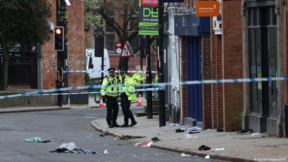 UK police arrest suspect after car hits pedestrians