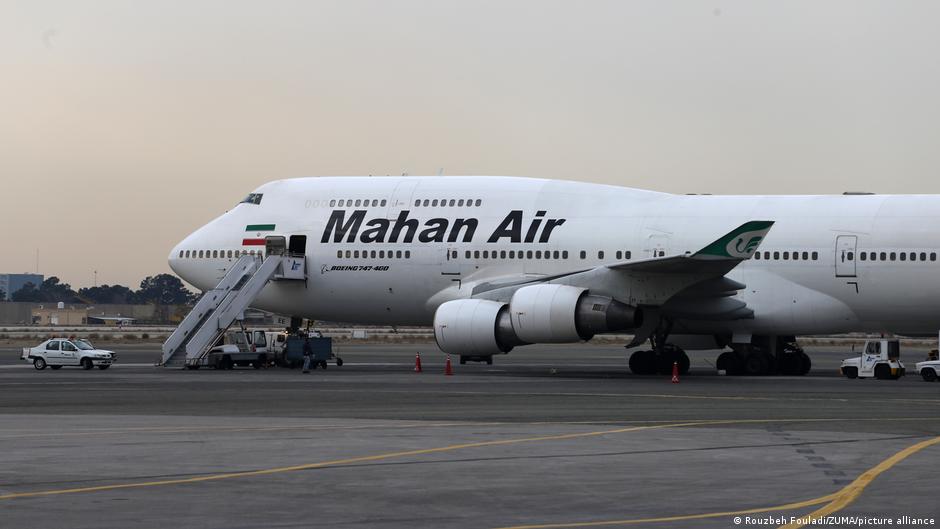 Иран частично открыл воздушное пространство на востоке страны