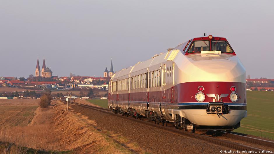 Швидкісні потяги зі Східної Німеччини повертаються на рейки