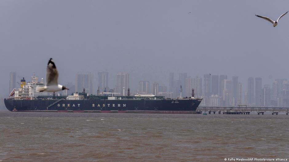 भारत समाचार: मुंबई जा रहा एलपीजी टैंकर होर्मुज पार कर गया