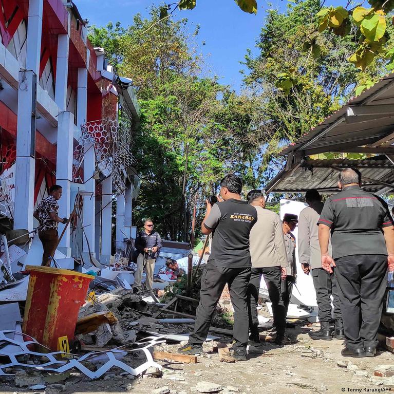 Terremoto en Indonesia: Magnitud 7,4 y Alerta de Tsunami