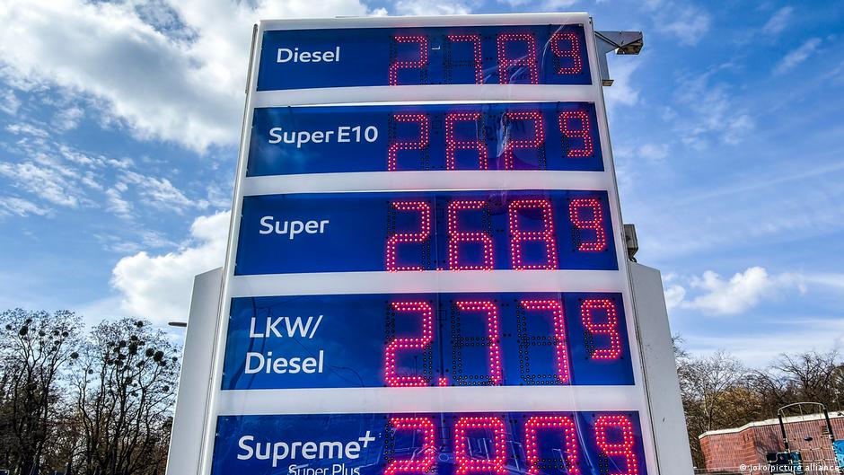 Германия призвала ЕС ввести налог на сверхприбыль для нефтяных компаний