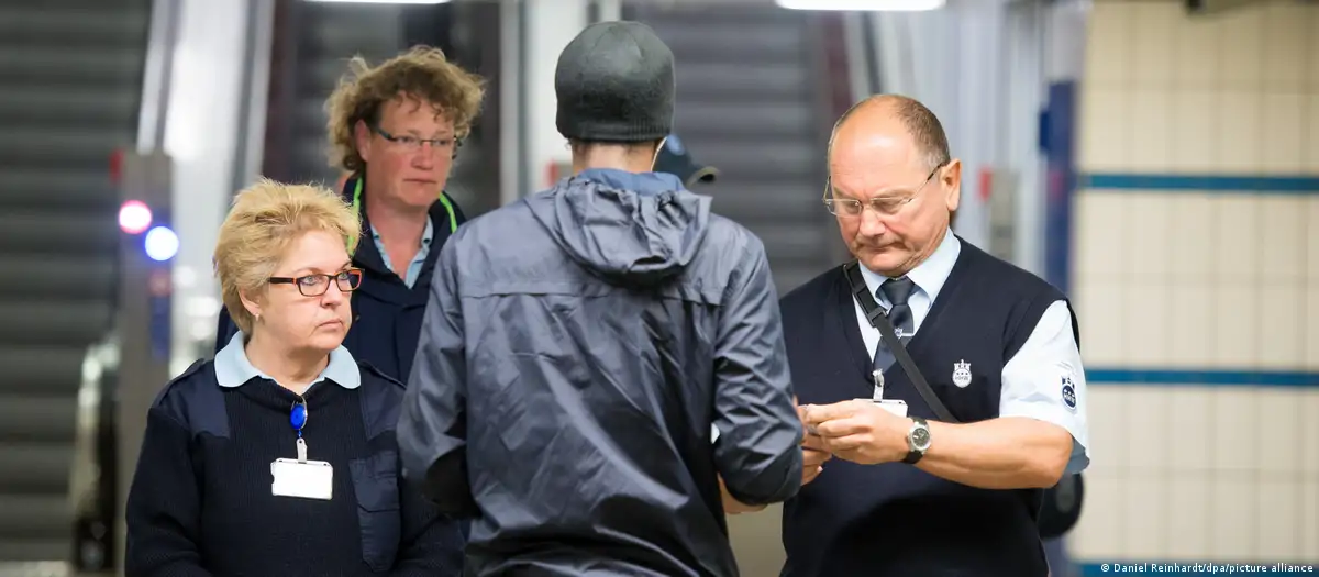 Germany news: Minister floats fare-dodging decriminalization