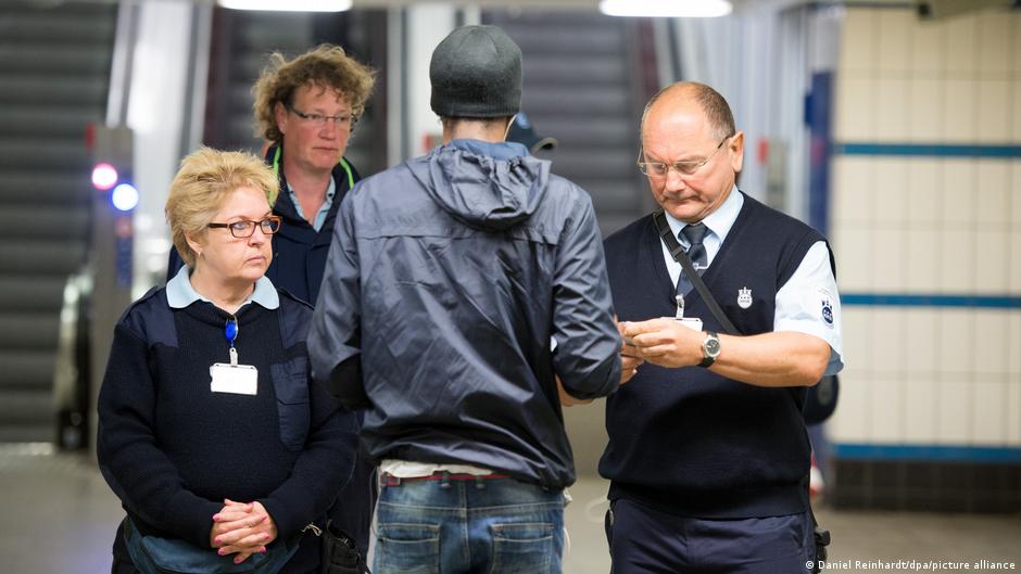 Germany news: Minister floats fare-dodging decriminalization