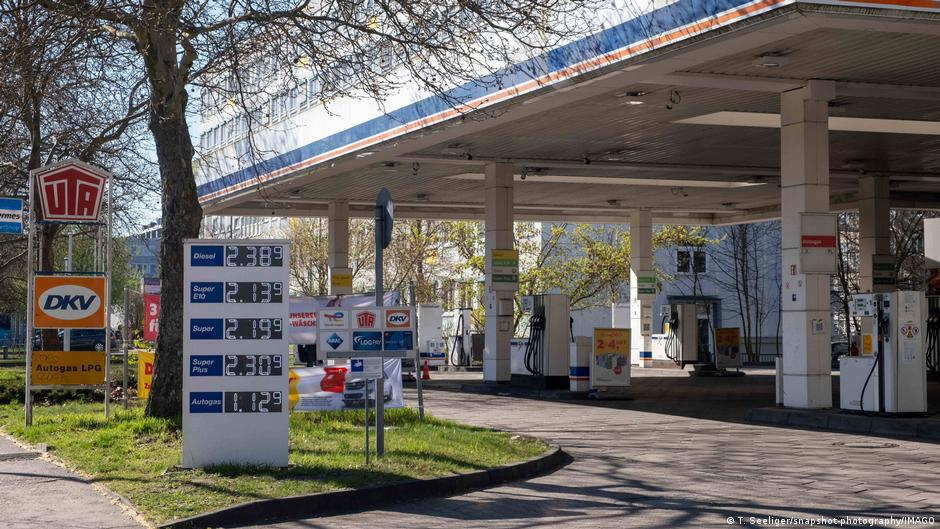 Niemcy. Rząd obniży podatek od paliw