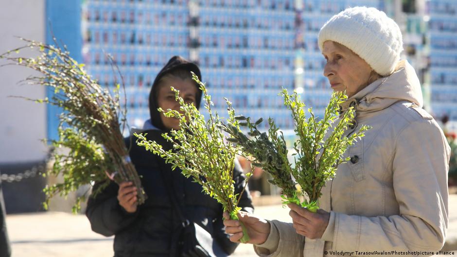 Ukraina: Putin Rusia Menetapkan Gencatan Senjata Paskah