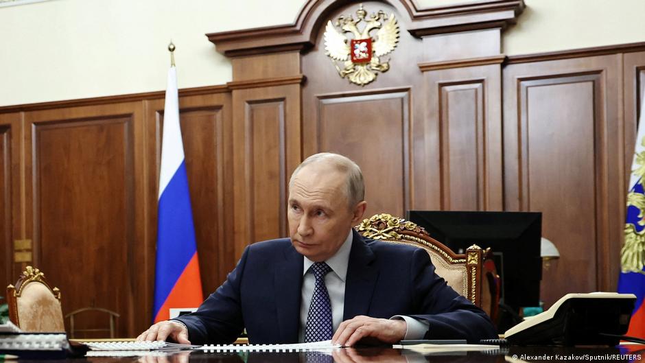 Рейтинг одобрения Путина упал до минимума с начала войны в Украине