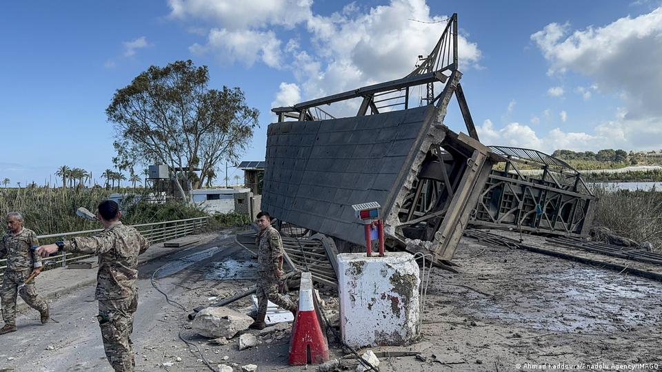 دریائے لیطانی پر بنا لیکن اسرائیلی فوج کی طرف سے تباہ کر دیا گیا ایک پل