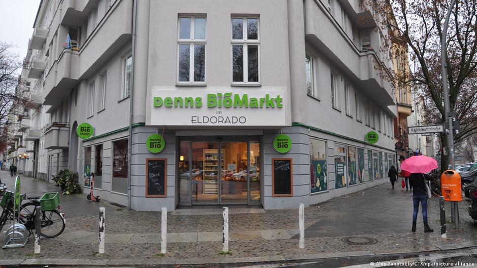 Na mestu gde se 1920-ih godina nalazio klub „Eldorado“ danas je prodavnica organske hrane