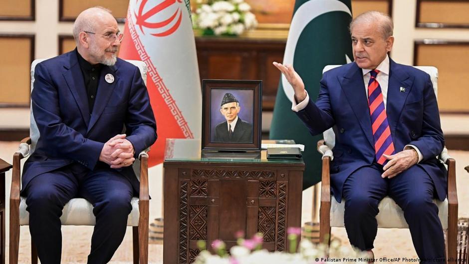 ترامپ: می‌توانم ظرف یک روز ایران را از پا درآورم