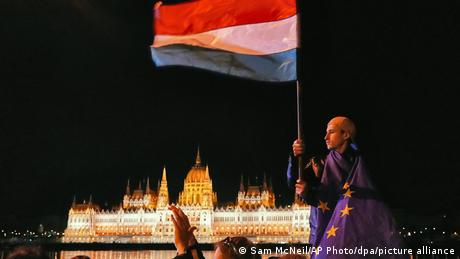 EU freut sich über ungarischen Wahlausgang