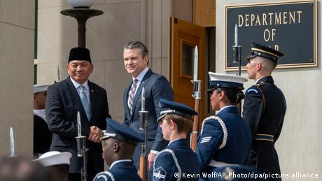 USA schließen enge Militärpartnerschaft mit Indonesien