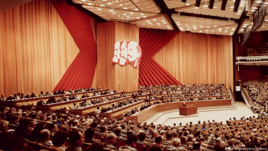 Kongres stranke SED u Palati Republike 1985.