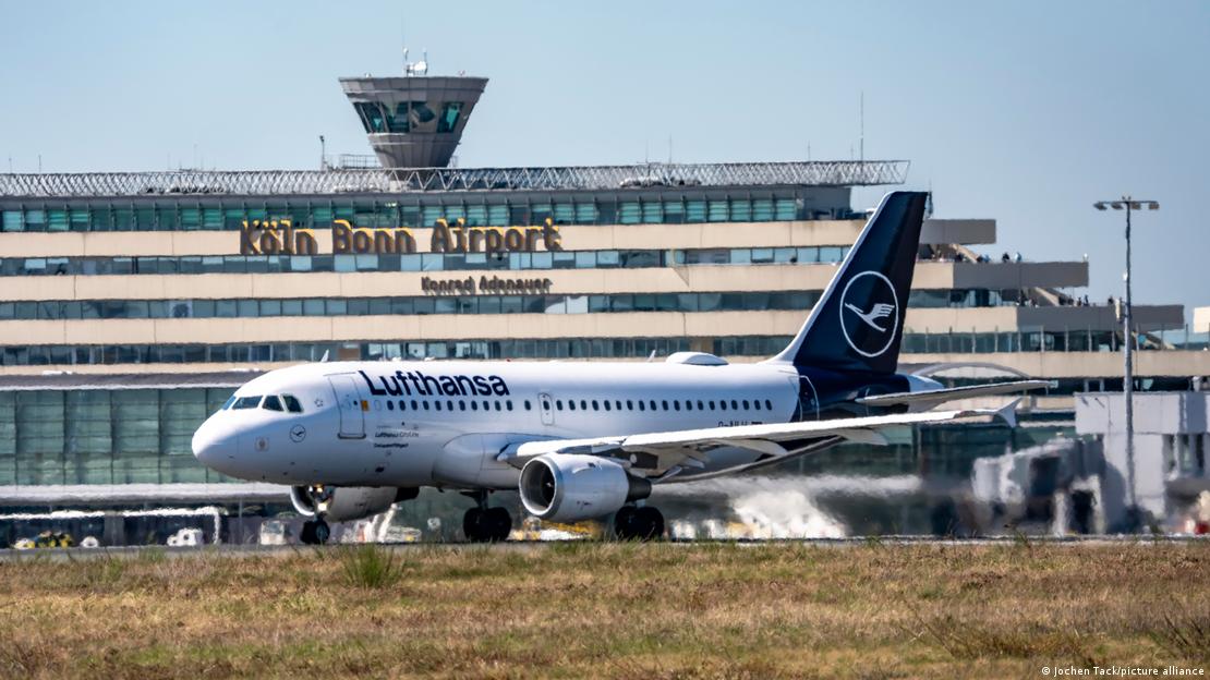 Köln 2026 | Lufthansa Cityline Airbus gjatë nisjes 