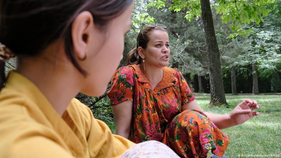 Без помощи и лечения. Как живут женщины с ВИЧ в Таджикистане