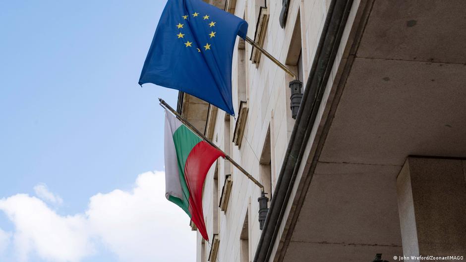 Bulgarians vote in high-stakes election